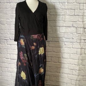 NWT Seraphine Floral Wrap Maternity & Nursing Maxi Dress US Size 10